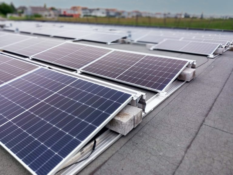 découvrez notre service d'installation de panneaux photovoltaïques en alsace. profitez d'une énergie solaire efficace et durable avec notre équipe d'experts. obtenez un devis gratuit et participez à la transition énergétique dès aujourd'hui.