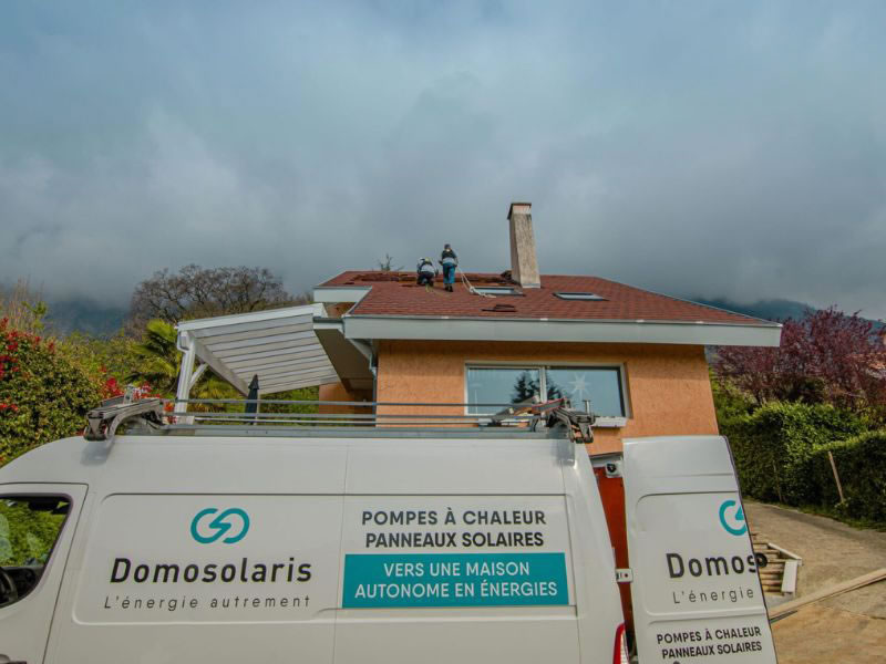 découvrez nos services d'installation de panneaux photovoltaïques à grenoble, adaptés à vos besoins énergétiques. profitez d'une énergie propre et renouvelable tout en réduisant votre facture d'électricité. contactez nos experts pour un devis personnalisé !