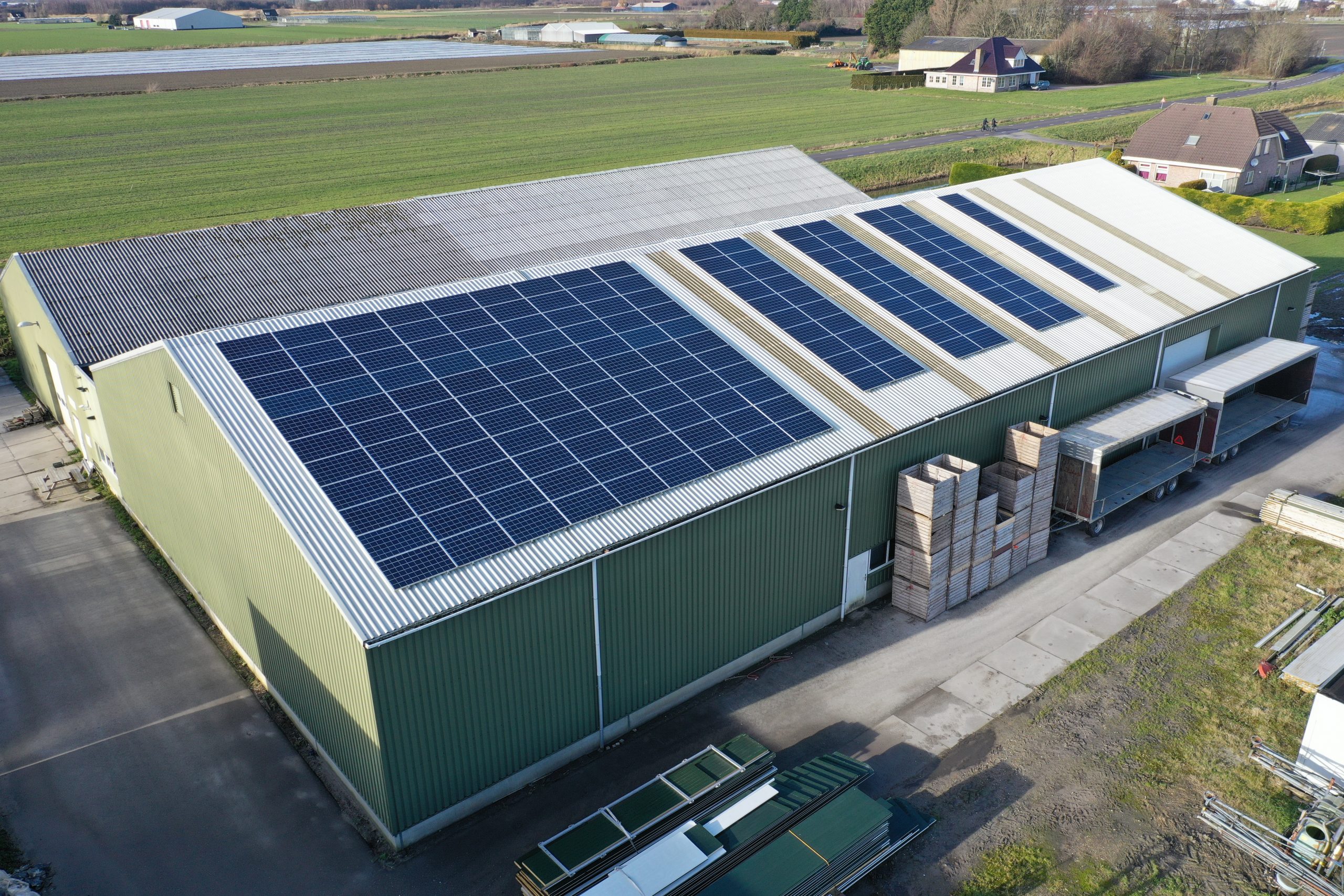 installateur-photovoltaiques-2 meilleur installateur panneaux photovoltaïques