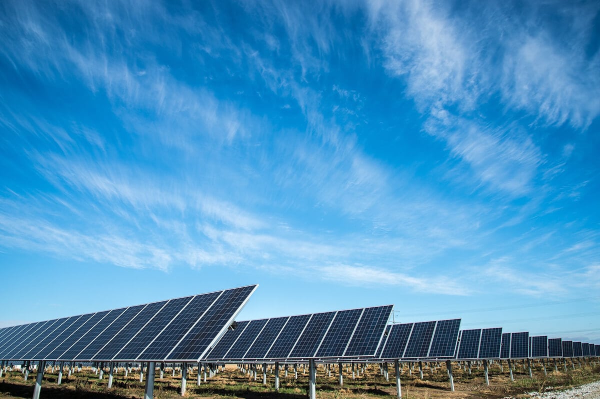 découvrez comment l'installation photovoltaïque peut transformer votre consommation d'énergie en une solution durable et écologique. profitez des avantages économiques et de l'énergie renouvelable grâce à des panneaux solaires efficaces adaptés à vos besoins.