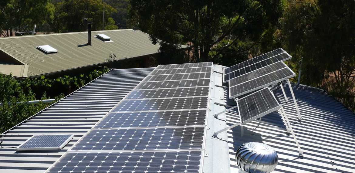 découvrez les avantages des panneaux photovoltaïques pour produire une énergie renouvelable et réduire votre empreinte carbone. informez-vous sur leurs installations, leur efficacité et comment ils peuvent vous faire économiser de l'argent sur vos factures d'électricité.