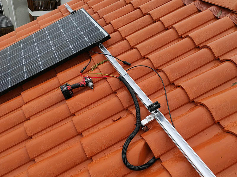 installation-panneaux-photovoltaiques-20 Comment installer des panneaux photovoltaïques soi-même : guide pratique