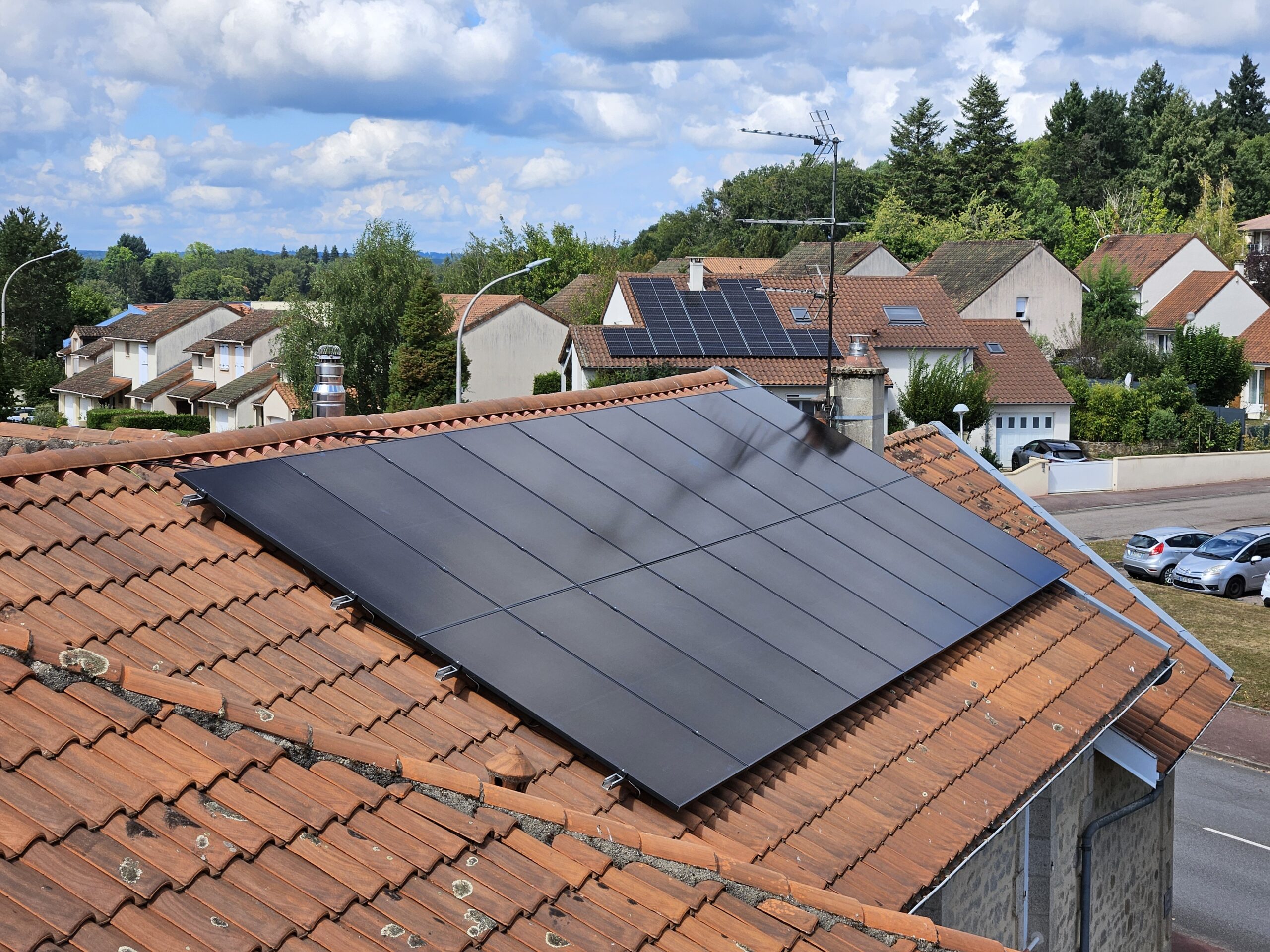 installation-panneaux-photovoltaiques-mairie-2 Autorisation mairie : ce qu'il faut savoir pour installer des panneaux photovoltaïques