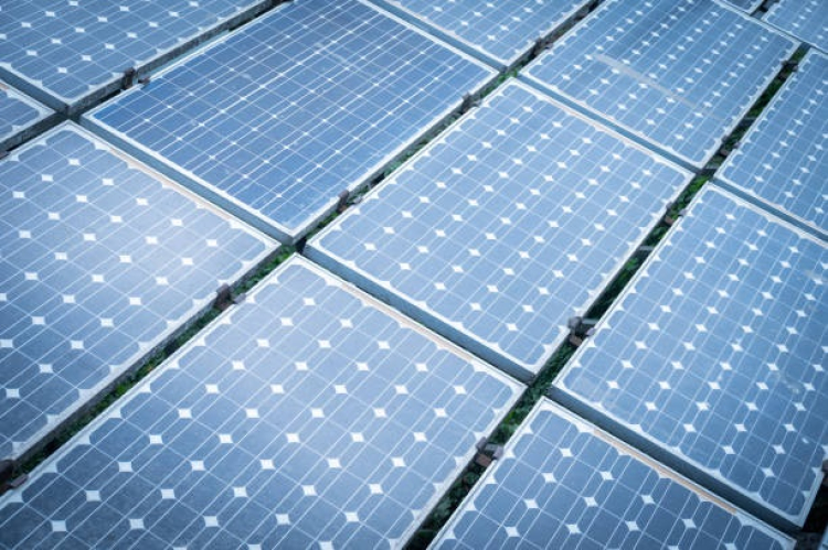 installation-panneaux-photovoltaiques-mairie Autorisation mairie : ce qu'il faut savoir pour installer des panneaux photovoltaïques