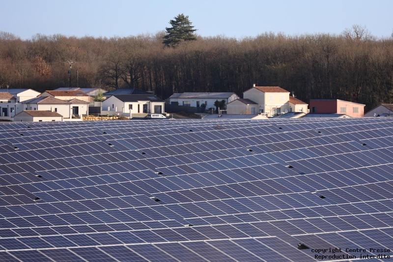 installation-parc-photovoltaique-5 Installation d'un parc photovoltaïque : étapes et conseils pratiques