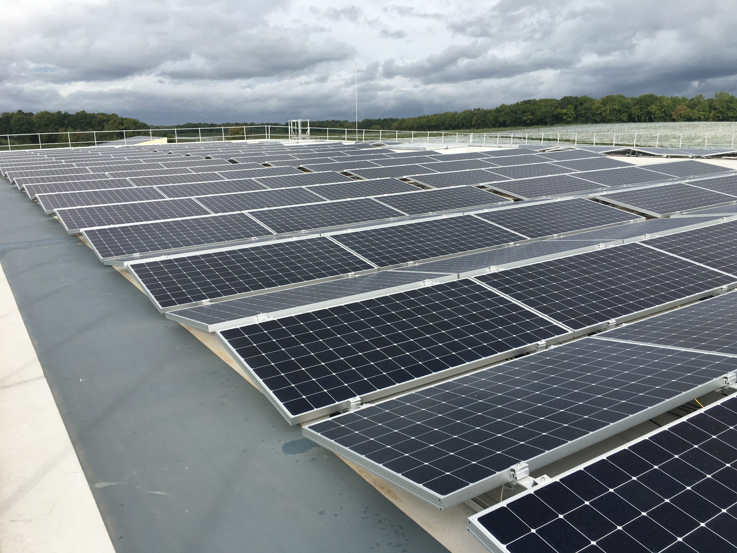 installation-photovoltaique-entreprise-3 Comment réussir l'installation d'une solution photovoltaïque pour votre entreprise