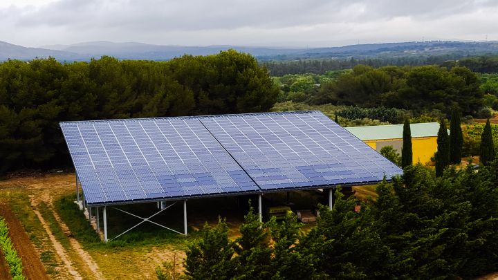 découvrez comment profiter de l'énergie photovoltaïque gratuitement ! explorez les solutions et aides disponibles pour installer des panneaux solaires sans frais, et transformez votre consommation d'énergie tout en contribuant à la protection de l'environnement.