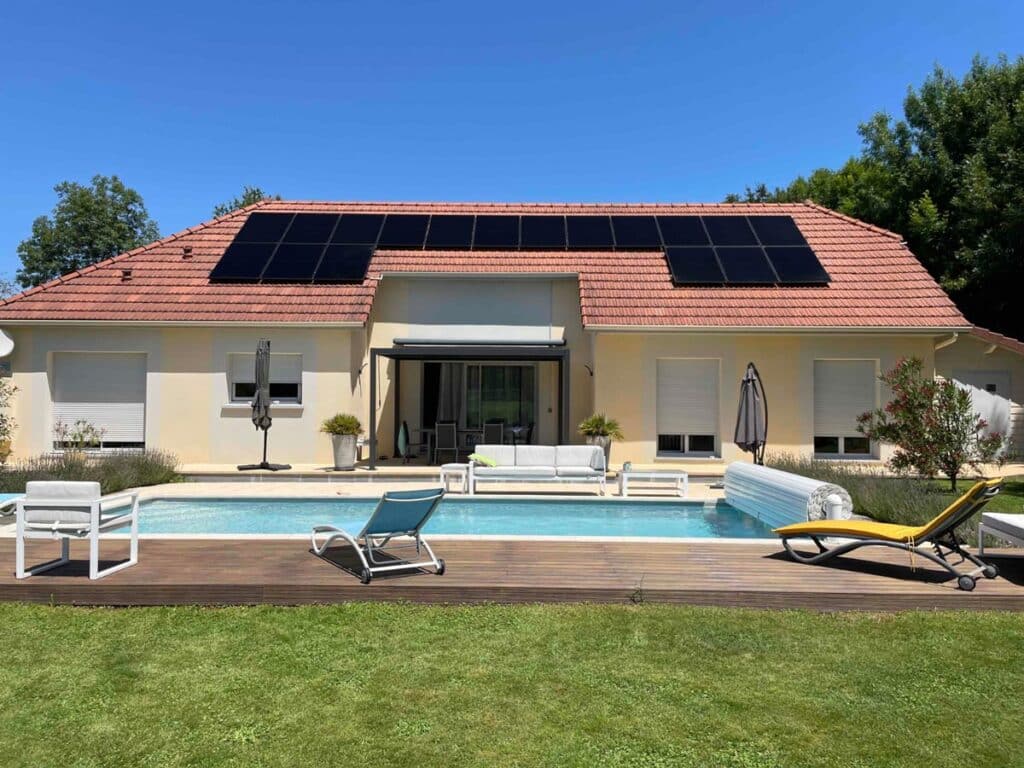 installation-photovoltaiques-8 aide installation panneaux photovoltaïques