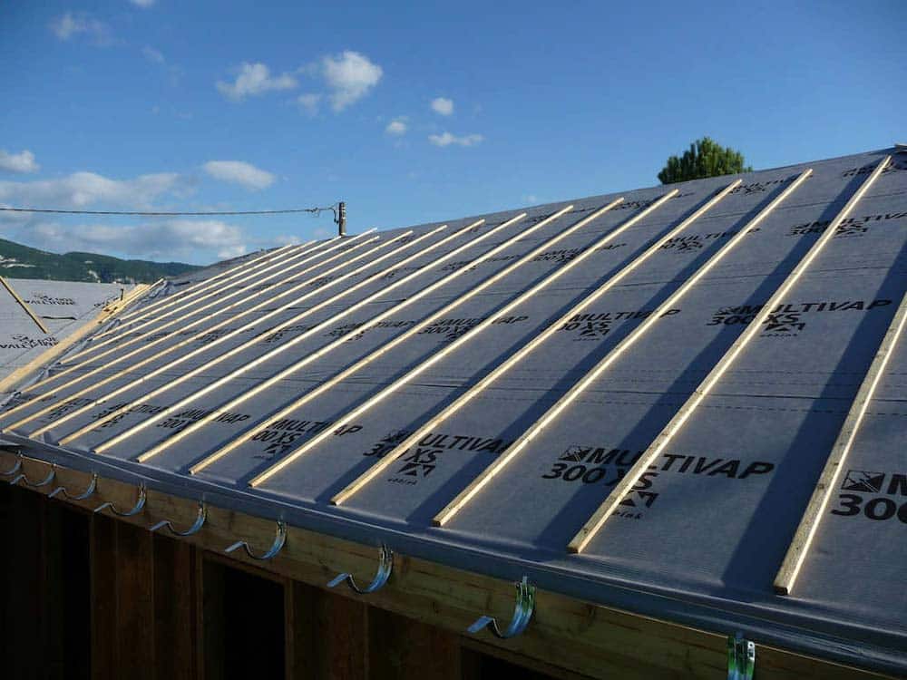 installation-toiture Guide complet pour une installation en toiture réussie