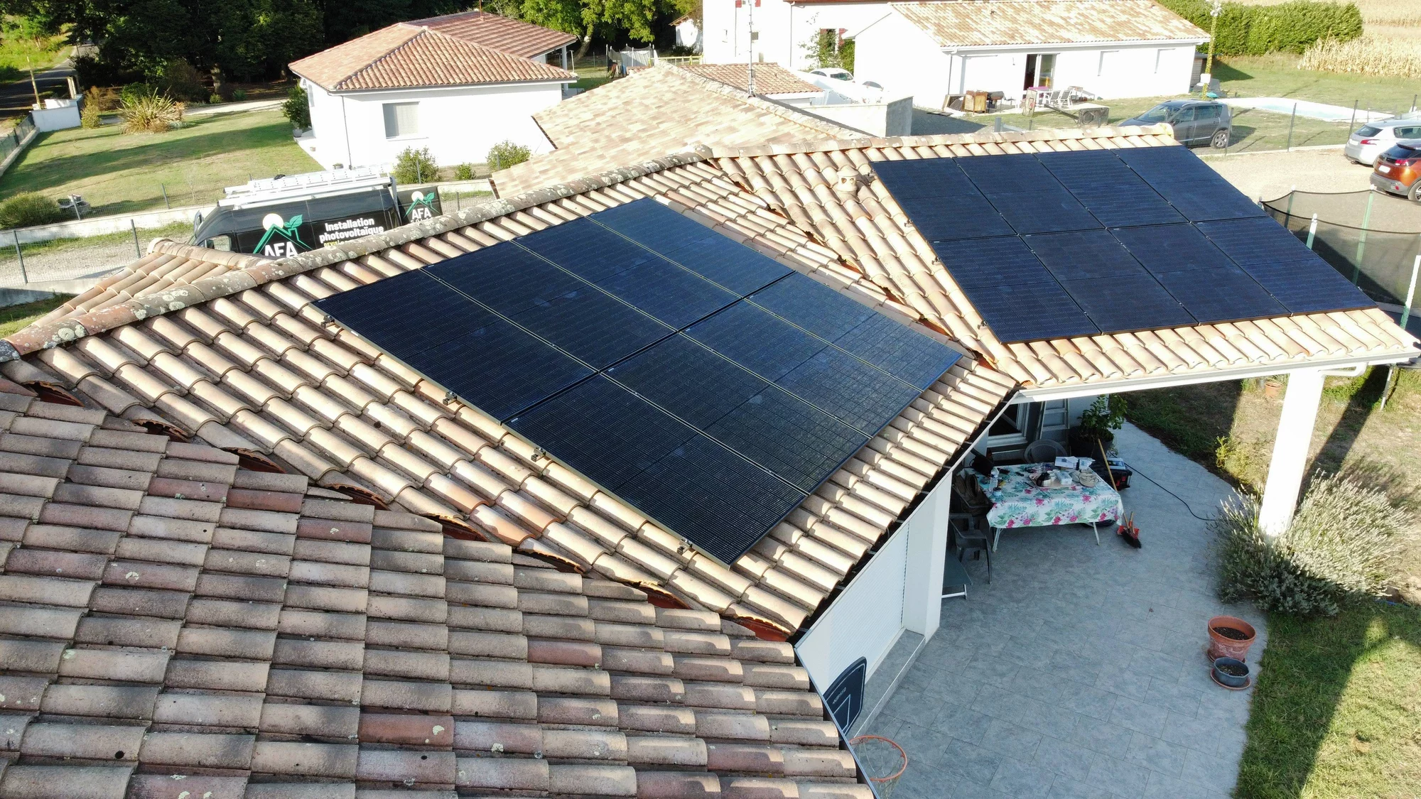 installer-panneaux-photovoltaiques-rentabilite Comment installer soi-même des panneaux photovoltaïques pour maximiser sa rentabilité