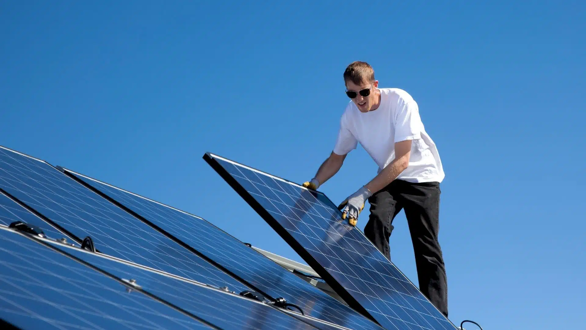 installer-panneaux-solaires-soi-meme comment installer des panneaux solaires soi même