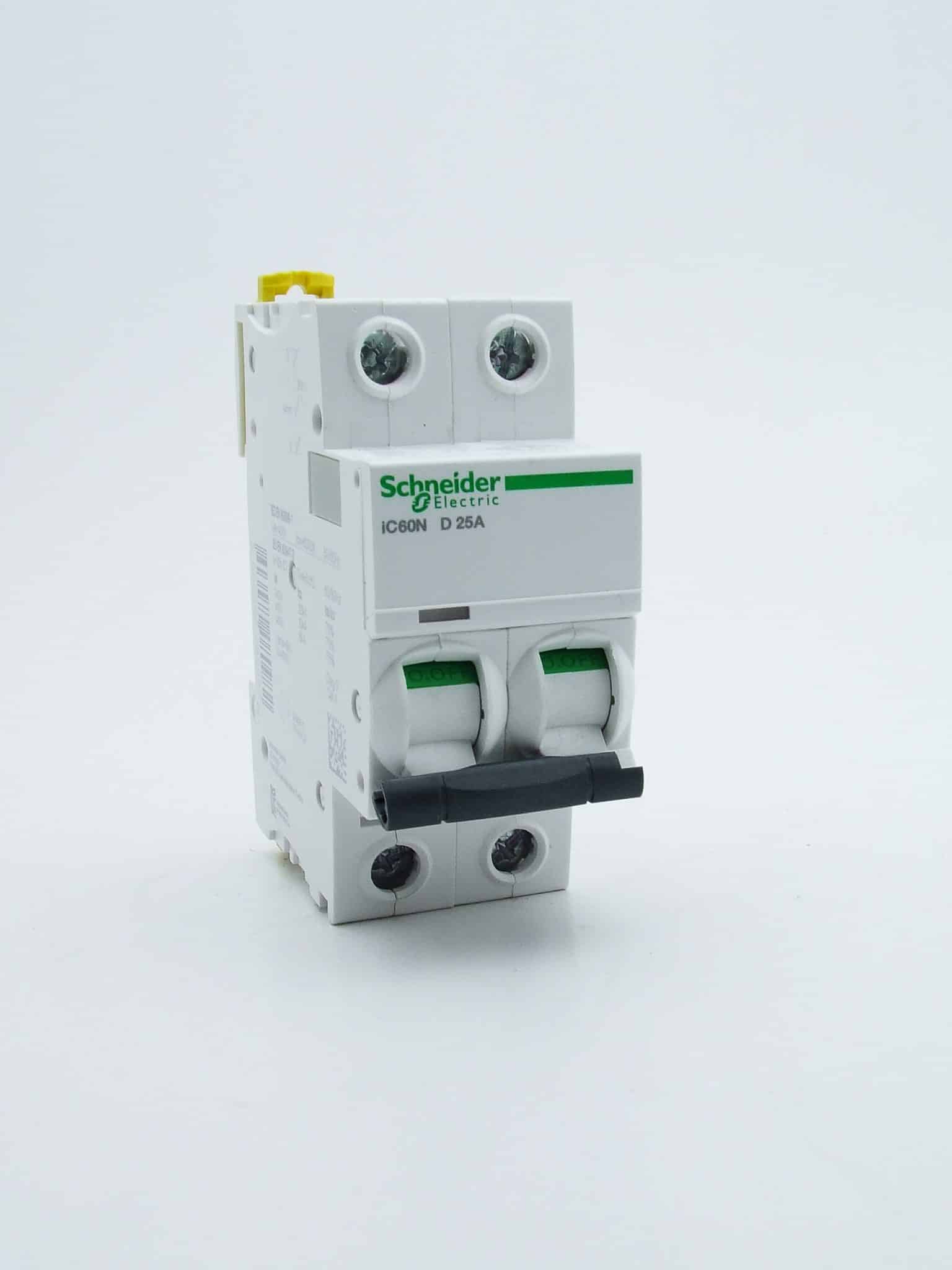 interrupteur-sectionneur-photovoltaique Dimensionner un interrupteur sectionneur pour votre installation photovoltaïque AC