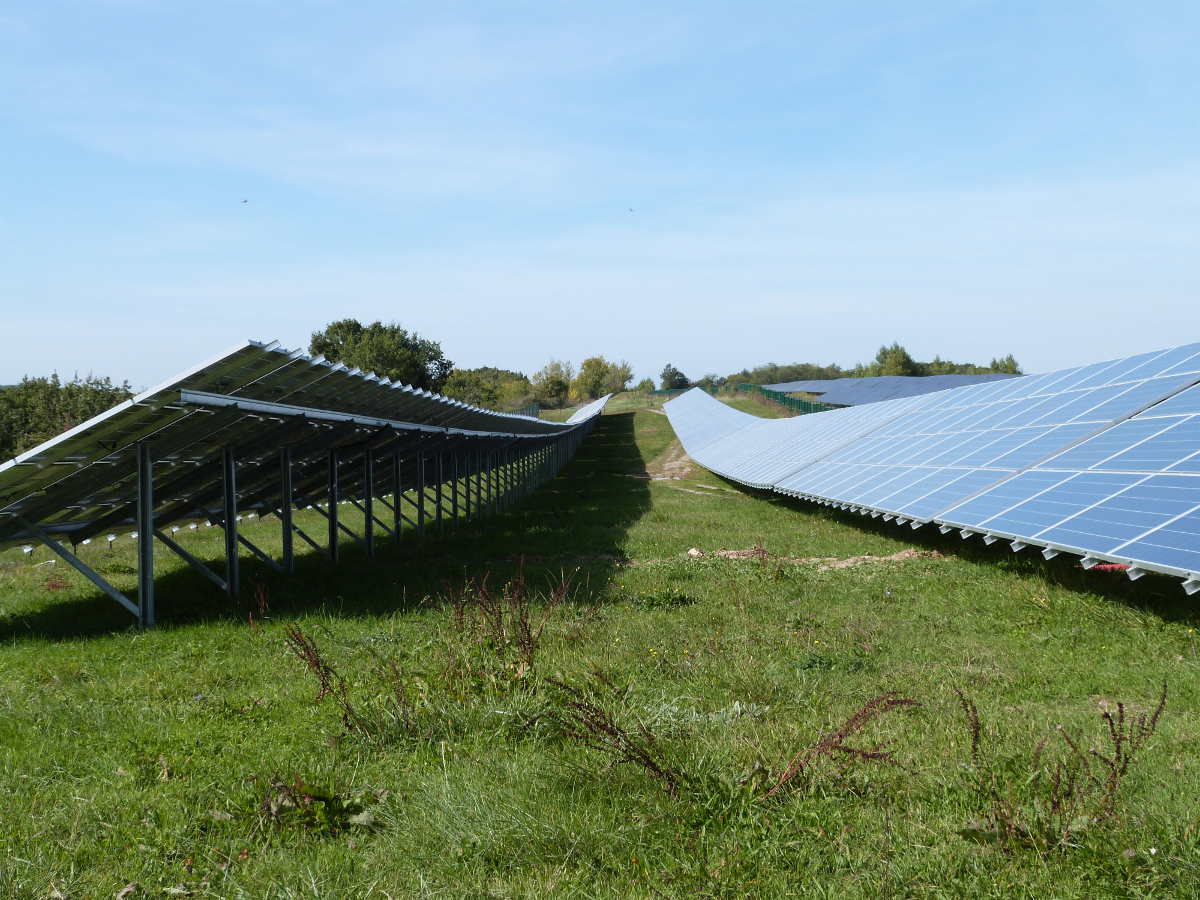 investissement-photovoltaique-250-kwc-1 Installation photovoltaïque 250 kWc : un investissement rentable et durable