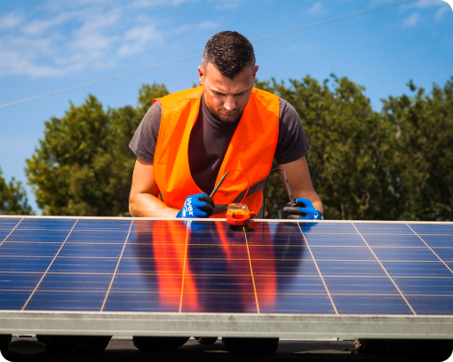maintenance-photovoltaique-8 Maintenance d'une installation photovoltaïque : guide pratique pour prolonger sa durée de vie