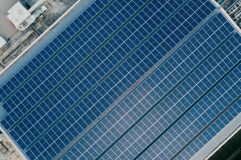 optimiser-energie-solaire-8 Installation photovoltaïque maximale pour les particuliers : optimiser votre énergie solaire