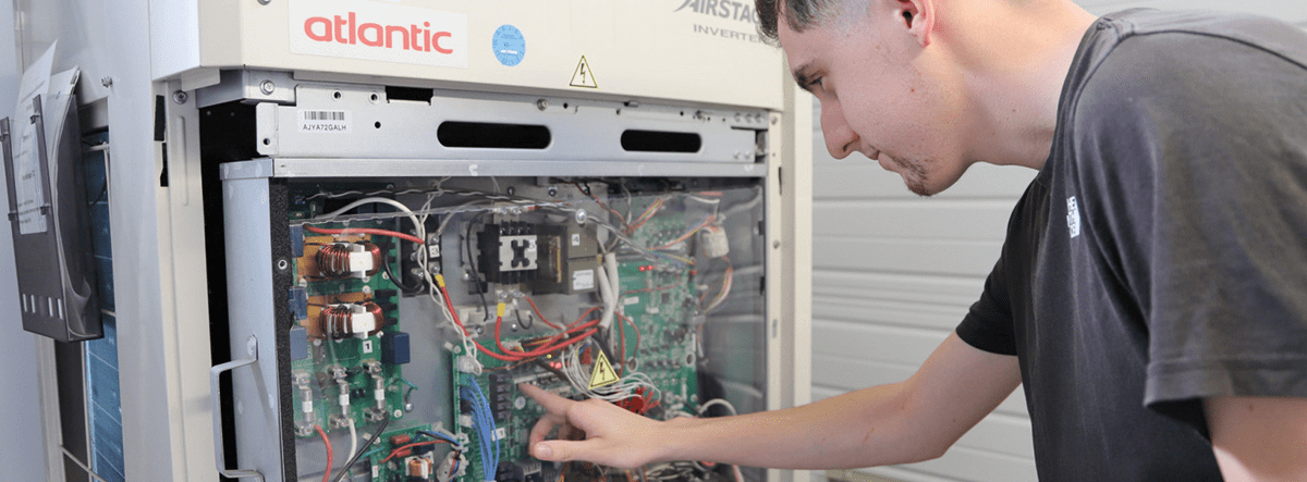 optimiser-formation-installateurs Optimiser la formation des installateurs pour une meilleure performance