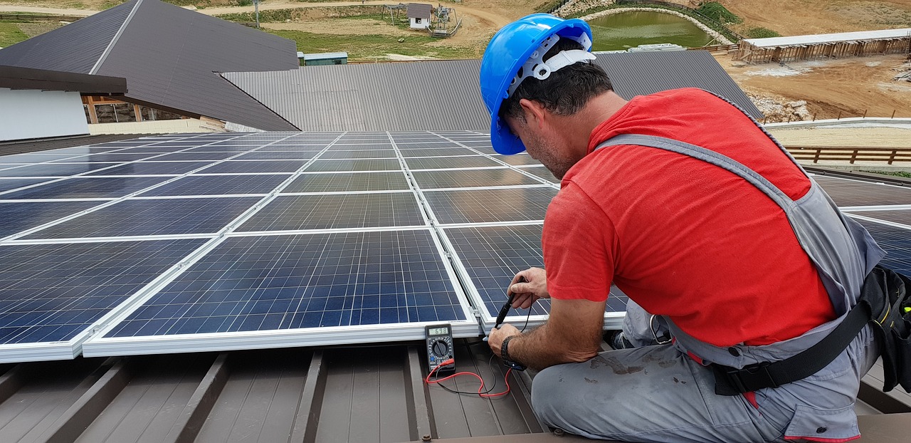 découvrez comment bénéficier d'avantages fiscaux grâce aux panneaux solaires. informez-vous sur les réductions d'impôts et les crédits d'impôt disponibles pour réduire le coût de votre installation photovoltaïque et maximiser votre investissement dans les énergies renouvelables.