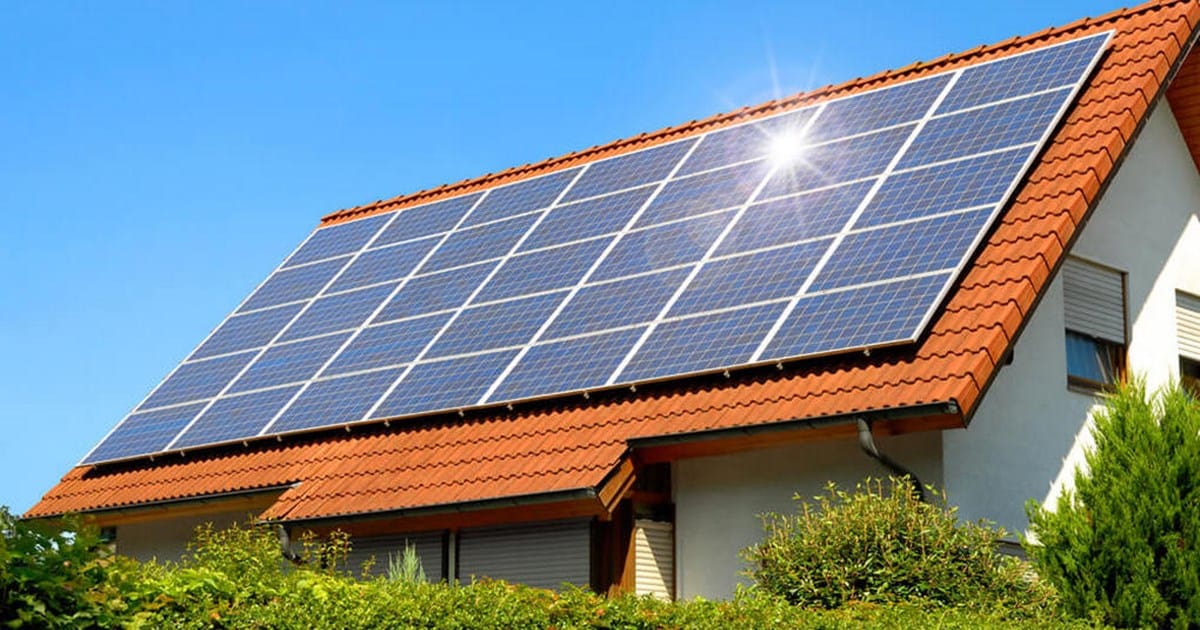 panneaux-solaires-20 Découvrez pourquoi 9 sur 10 des propriétaires installent des panneaux solaires sans le dire à personne !