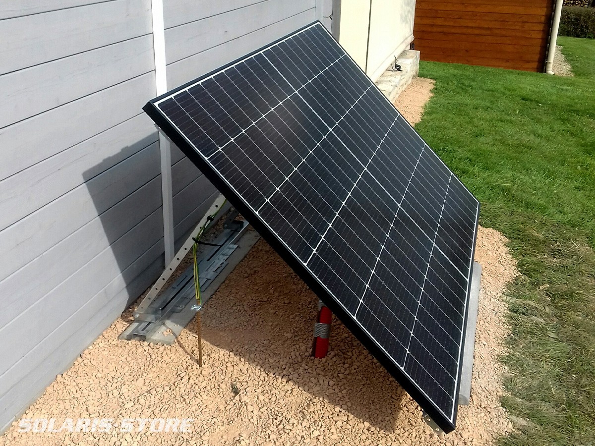 panneaux-solaires-au-sol-10 Installation de panneaux solaires photovoltaïques au sol : guide pratique et avantages