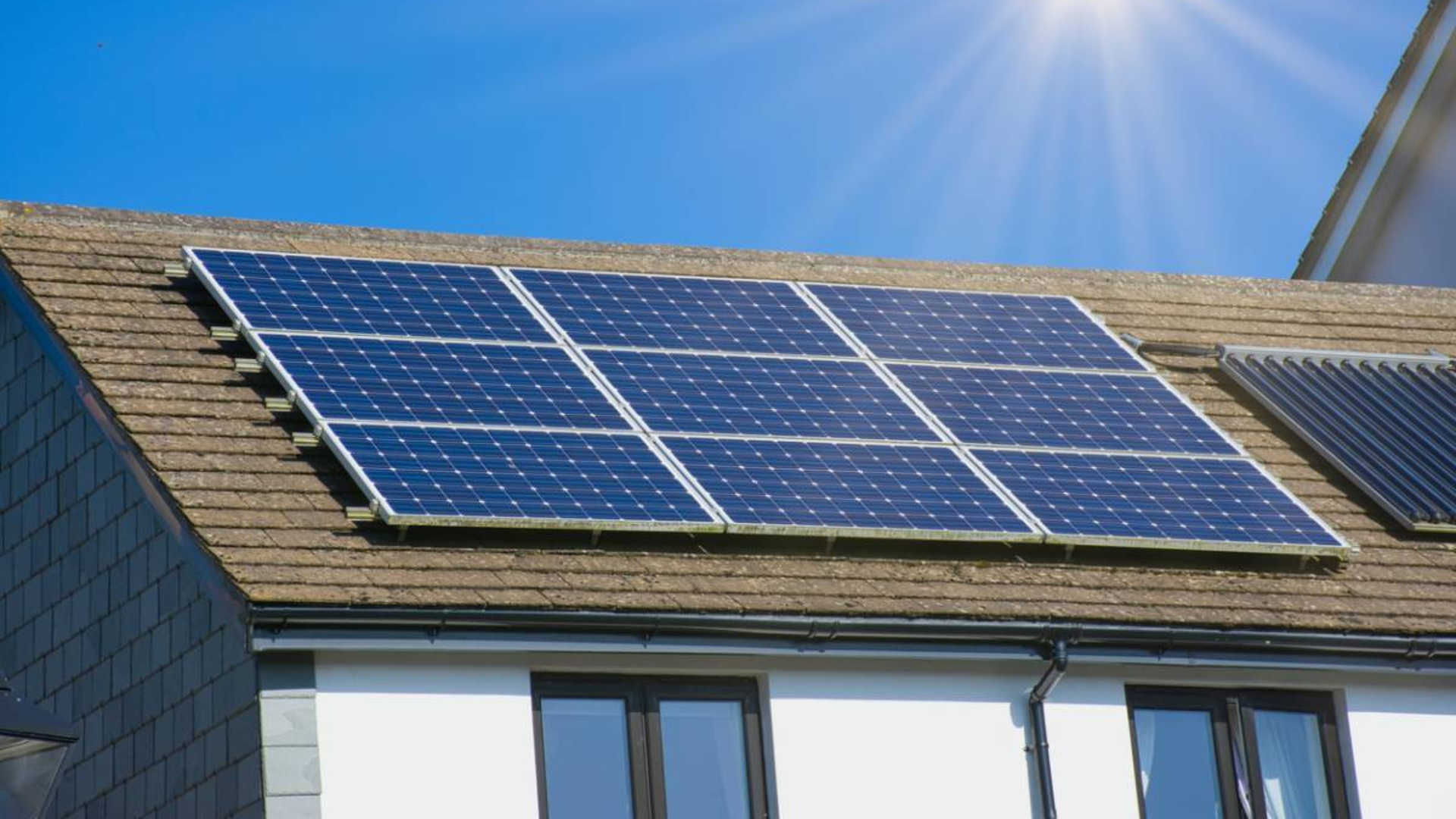 panneaux-solaires-economies-2 Découvrez comment ces panneaux solaires ont transformé des factures d'électricité en quelques jours !
