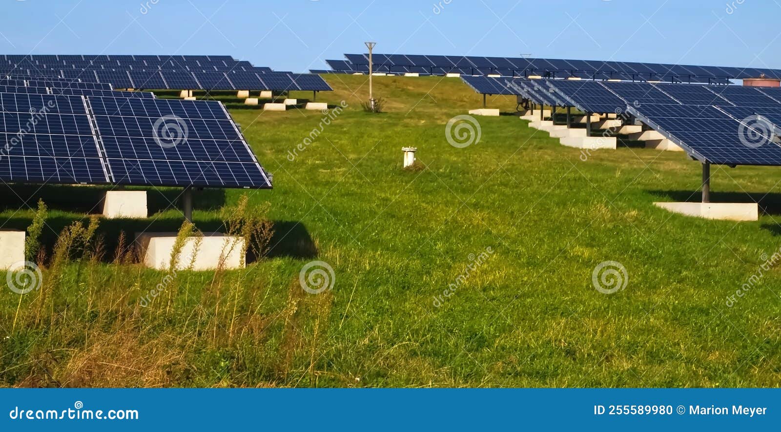 photovoltaique-en-nature-2 Installation photovoltaïque rando : optimisez votre énergie en pleine nature