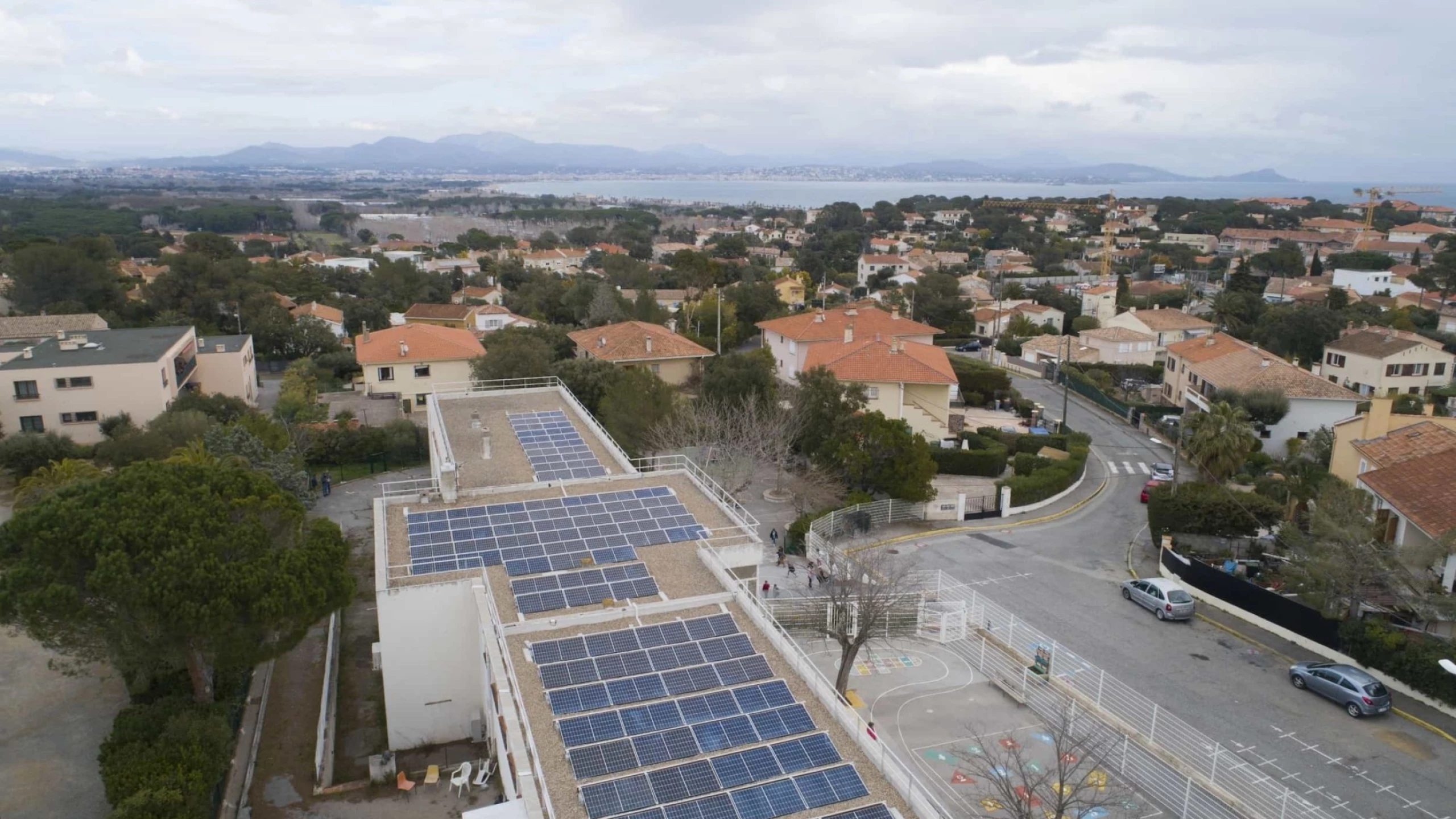 photovoltaique-frejus-investissement-1 Installation photovoltaïque à Fréjus : un investissement durable pour votre avenir