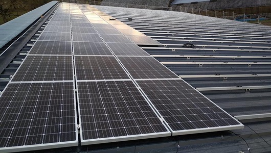 photovoltaique-hangar-agricole-1 Installation photovoltaïque pour hangar agricole en Champagne-Ardenne : une solution durable