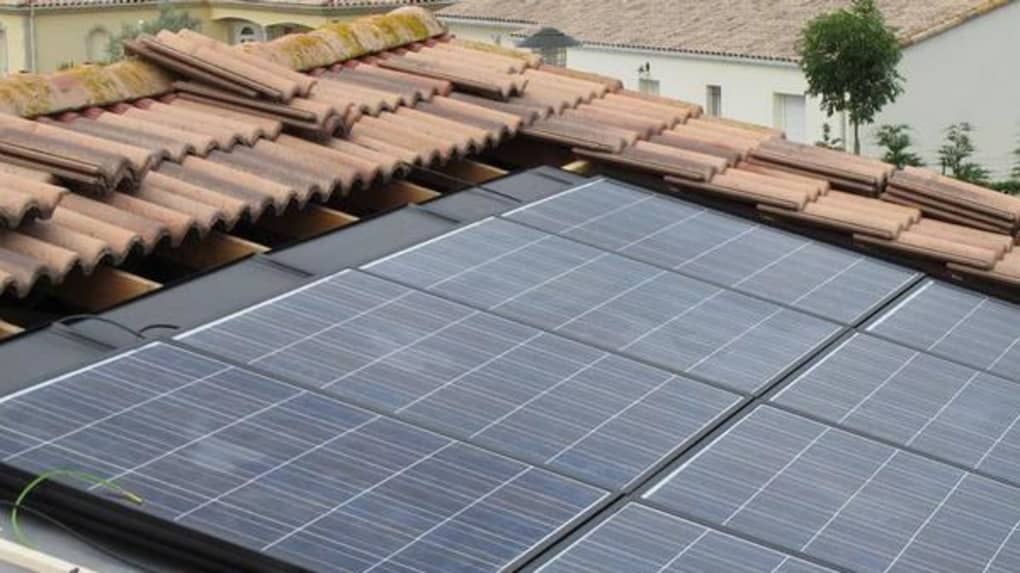photovoltaique-hors-toiture-1 Installation photovoltaïque hors toiture : maximisez votre production d'énergie