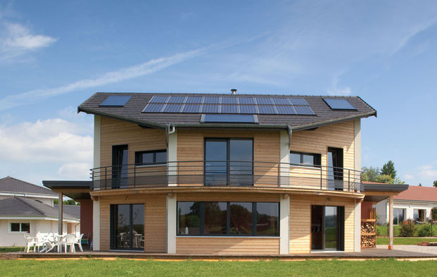 photovoltaique-maisons-individuelles Installation photovoltaïque : tout ce qu'il faut savoir pour les maisons individuelles