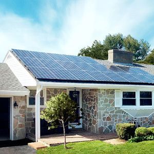 photovoltaique-maisons-isolees-2 Installation photovoltaïque pour maisons isolées : une solution rare et durable