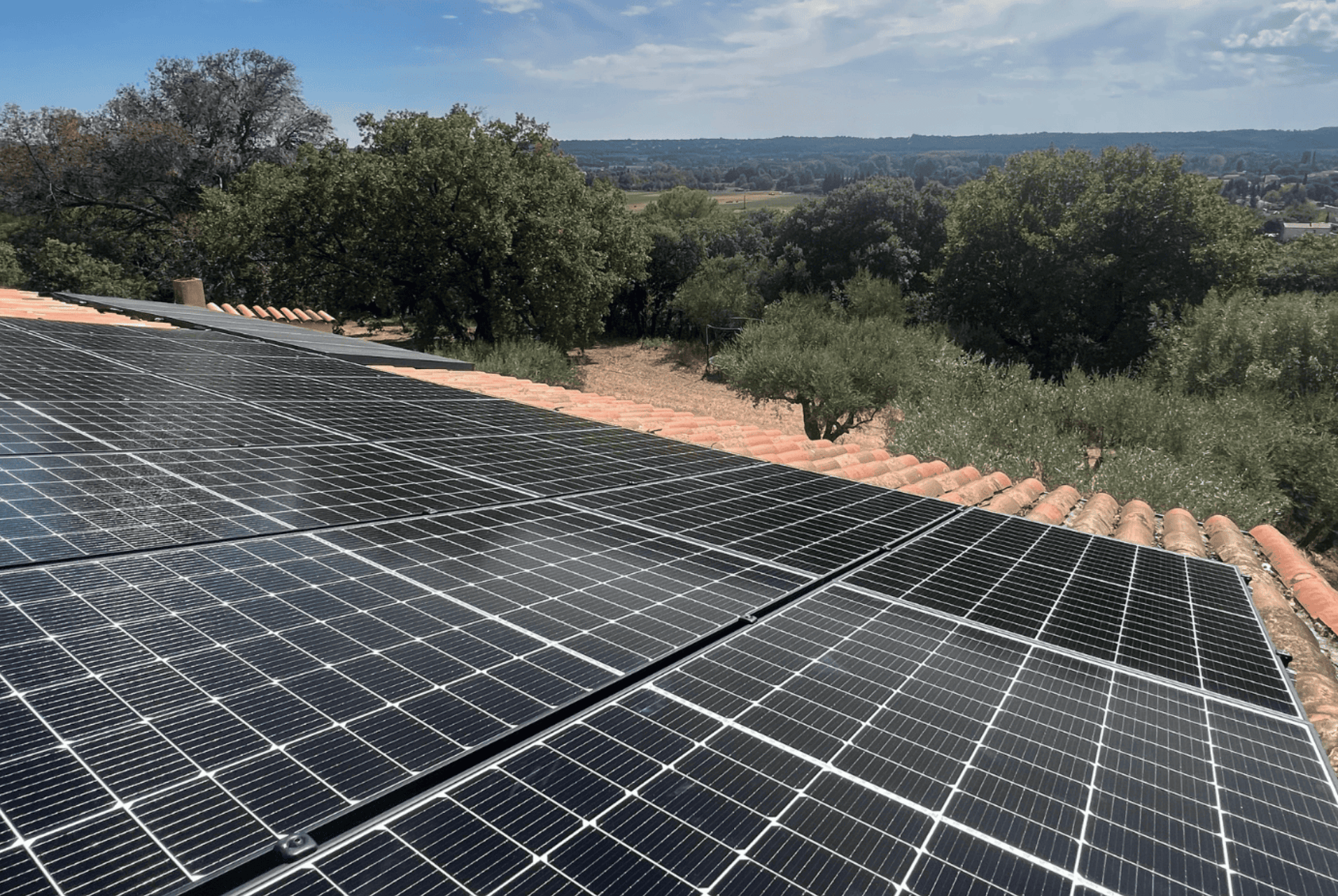 photovoltaique-nimes Installation photovoltaïque à Nîmes : optimisez votre consommation d'énergie