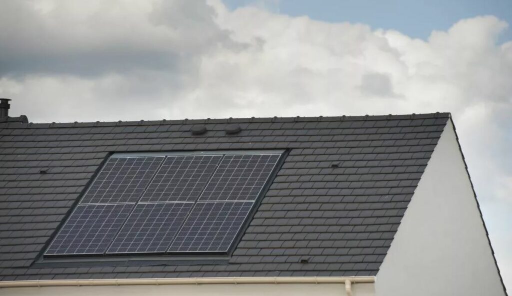 photovoltaique-rentable-paris Installation photovoltaïque en région parisienne : un investissement rentable à considérer