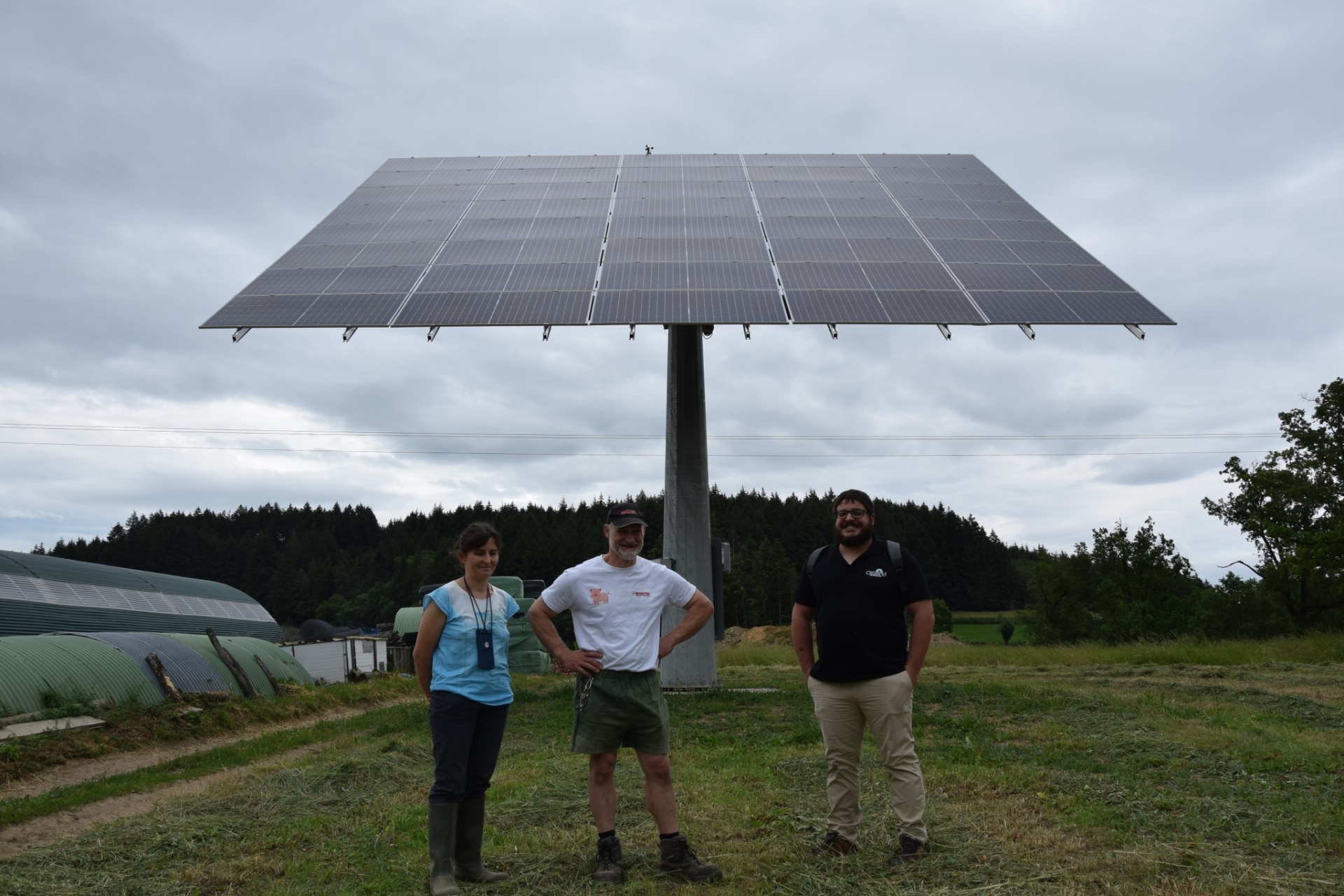 découvrez tout ce qu'il faut savoir sur l'énergie solaire : avantages, solutions innovantes et technologies de pointe pour une transition énergétique durable et respectueuse de l'environnement.