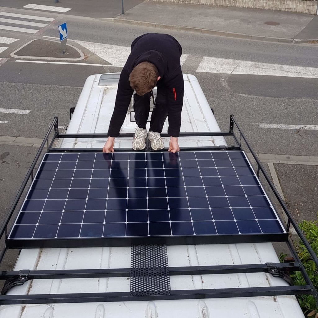 poser-panneau-solaire-1 comment poser un panneau solaire