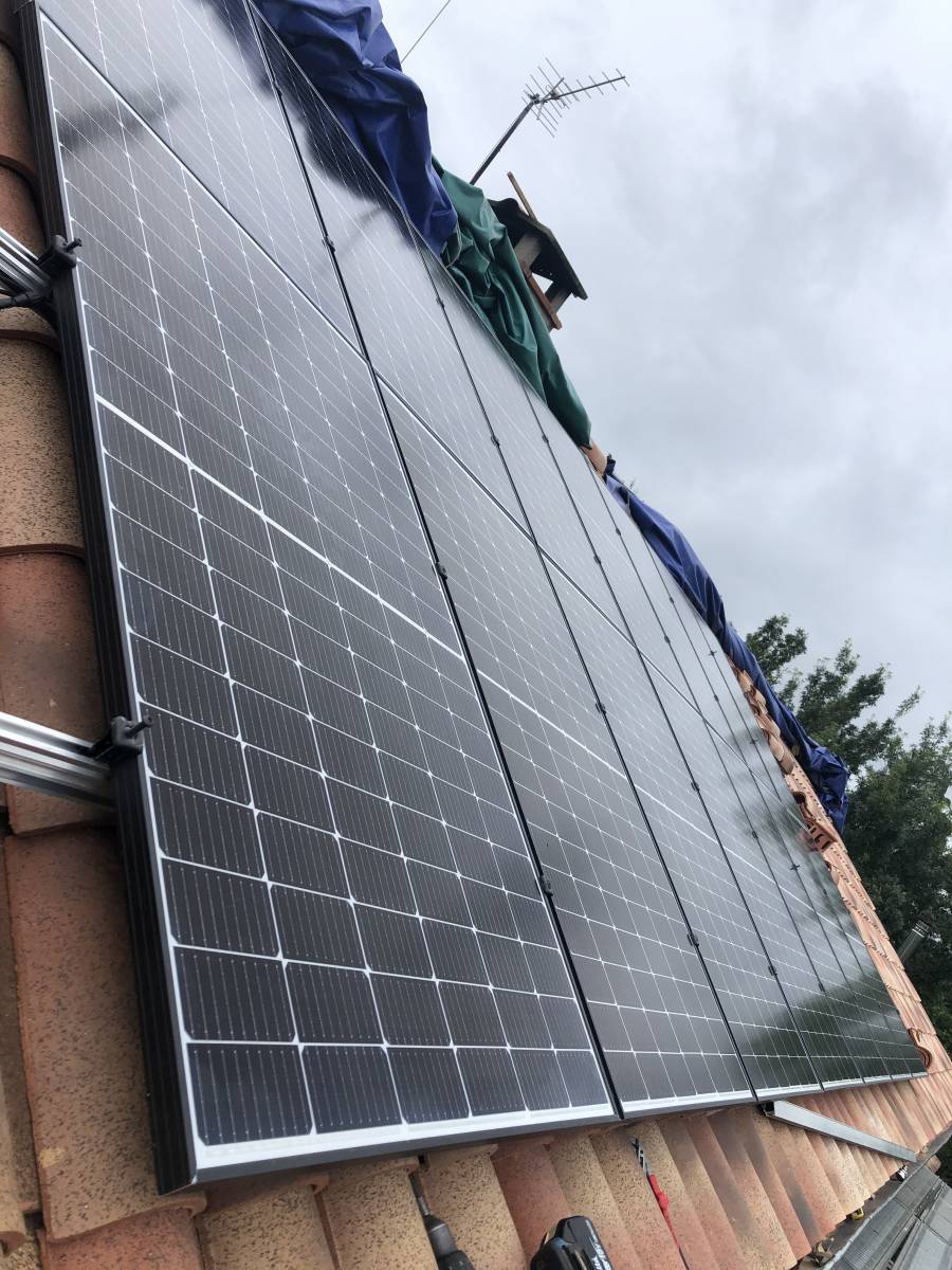 découvrez les prix compétitifs pour l'installation d'une centrale photovoltaïque de 3 kw. profitez d'une énergie renouvelable et réduisez vos factures d'électricité tout en contribuant à la protection de l'environnement.