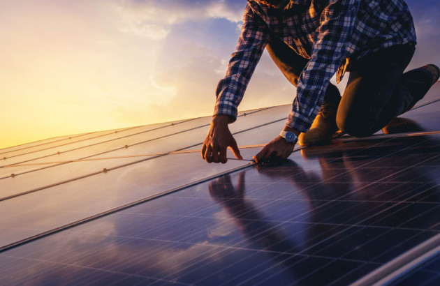 découvrez les coûts associés aux systèmes photovoltaïques avec batteries : analyse des prix, économies d'énergie et retour sur investissement pour une transition énergétique réussie.