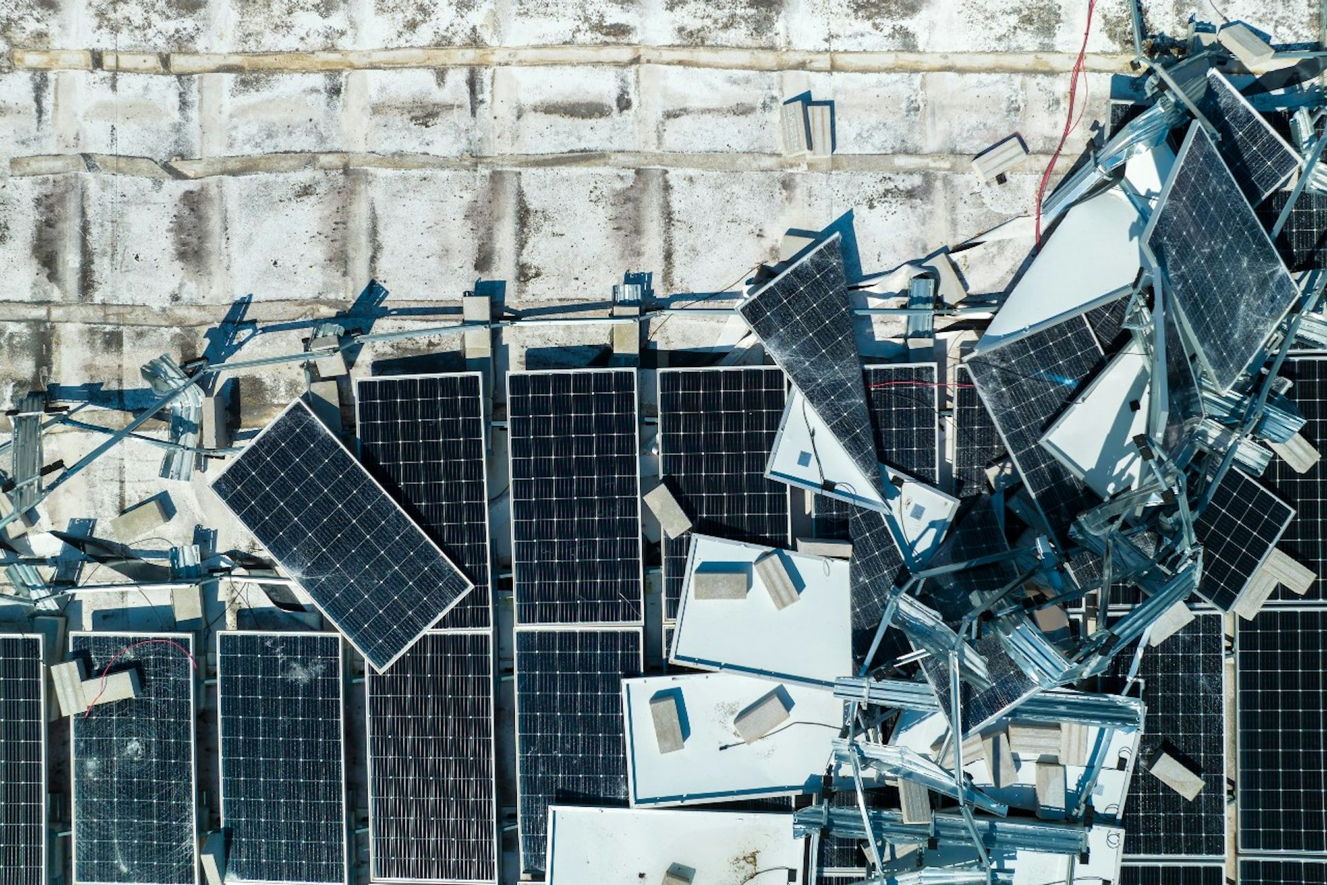 probleme-photovoltaique-1 Arrêt d'urgence sur installation photovoltaïque : que faire en cas de problème ?