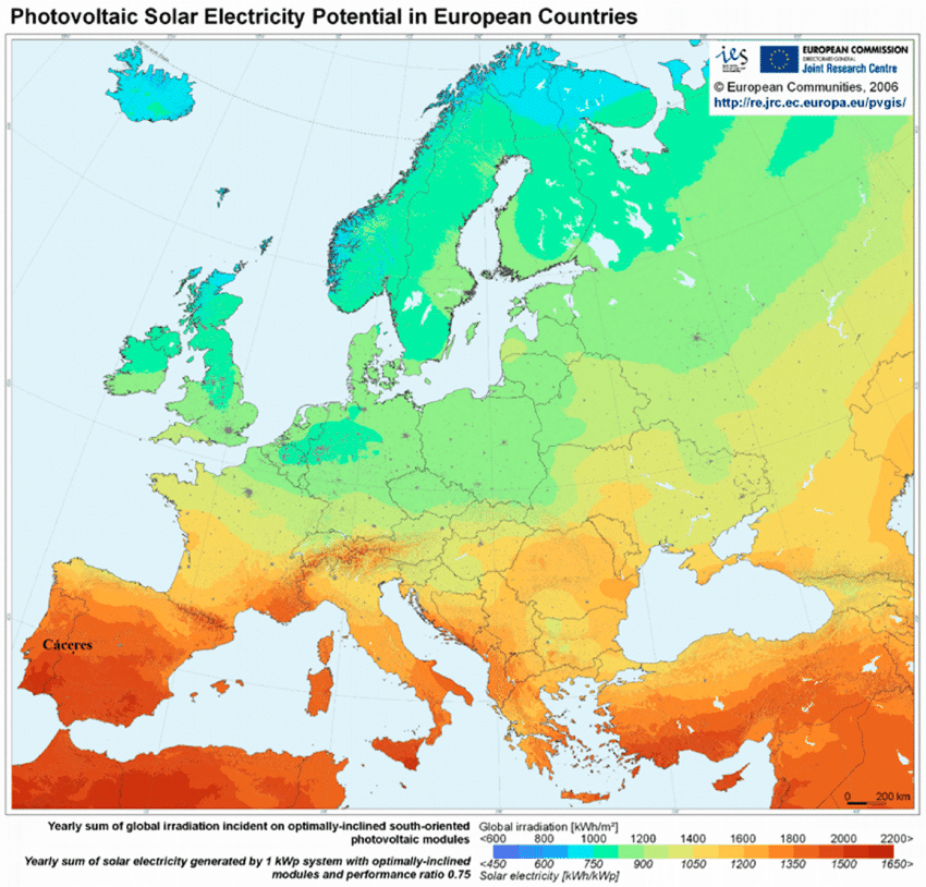 production-kwh-panneau-solaire Découvrez combien de kWh votre panneau solaire peut vraiment produire !