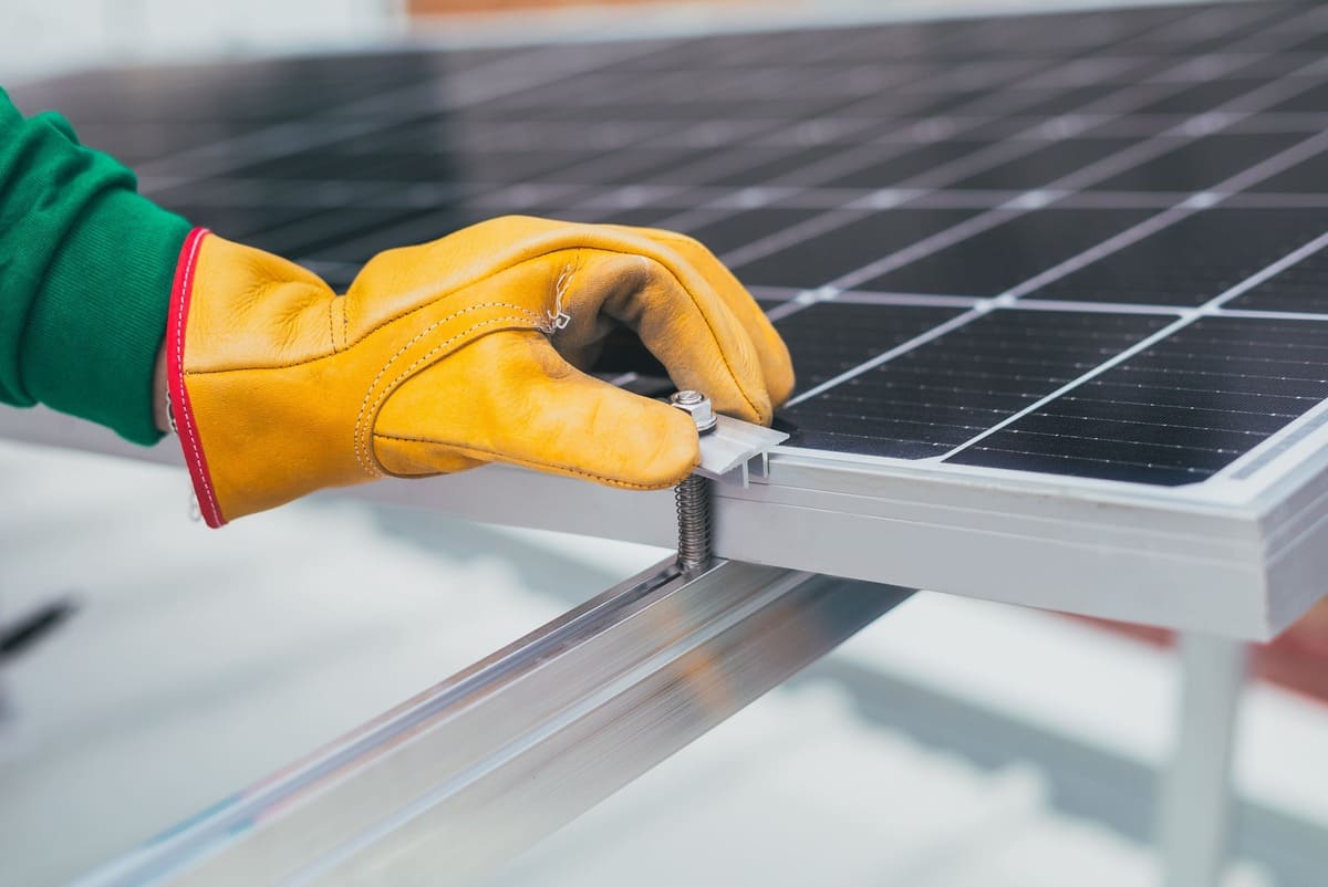 reduction-panneaux-solaires-2 Découvrez comment l'État peut réduire le prix de vos panneaux solaires par 50% !
