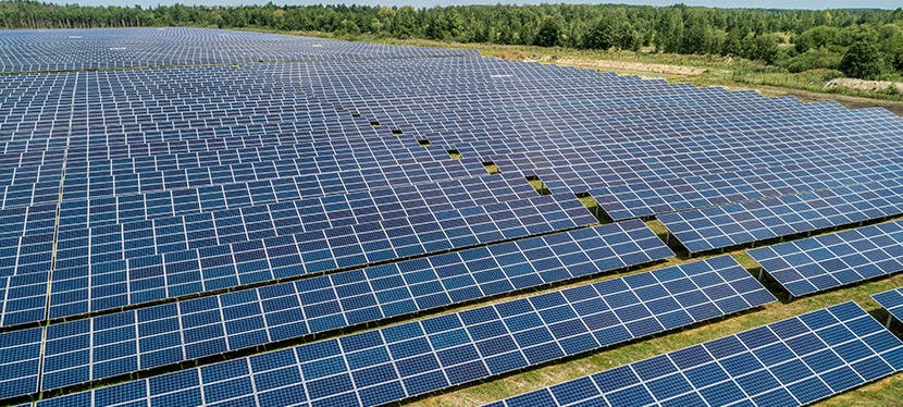 terrains-solaires-1 Découvrez comment les terrains inutilisés peuvent révolutionner votre facture d'électricité grâce aux panneaux solaires!
