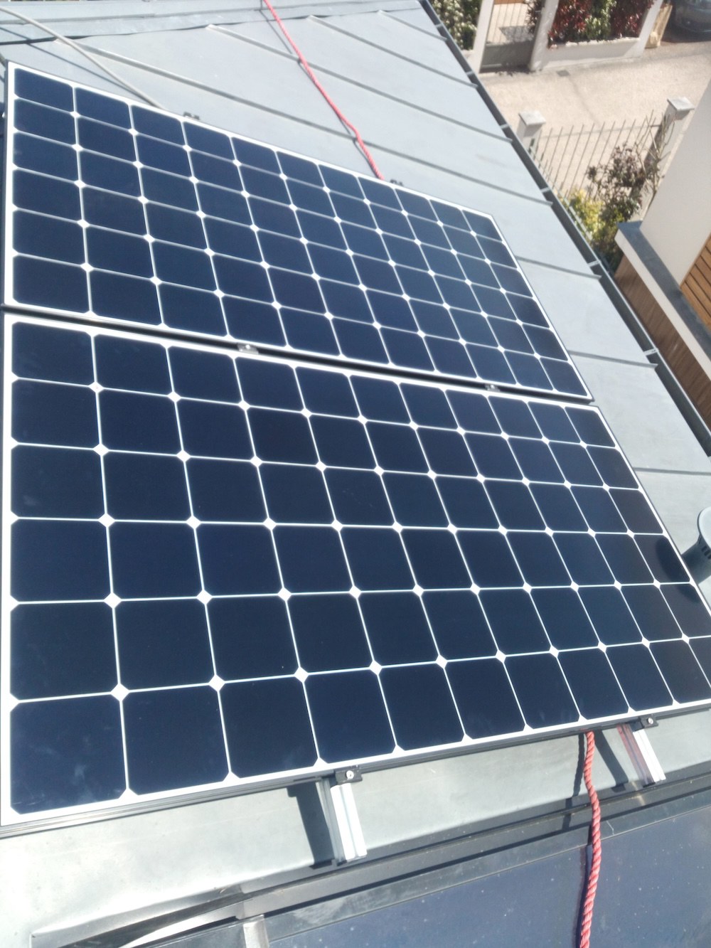 découvrez notre service d'installation de panneaux photovoltaïques dans le cantal. profitez d'une énergie renouvelable, réduisez vos factures d'électricité et participez à la préservation de l'environnement grâce à nos solutions adaptées à vos besoins.