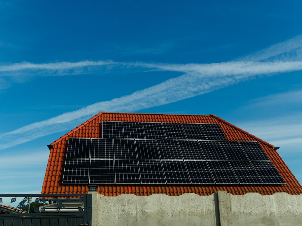 découvrez notre service de contrôle des systèmes photovoltaïques de 100 kwc, garantissant une performance optimale et une efficacité maximale de votre installation solaire. profitez d'un suivi expert pour assurer la durabilité et la rentabilité de votre investissement énergétique.