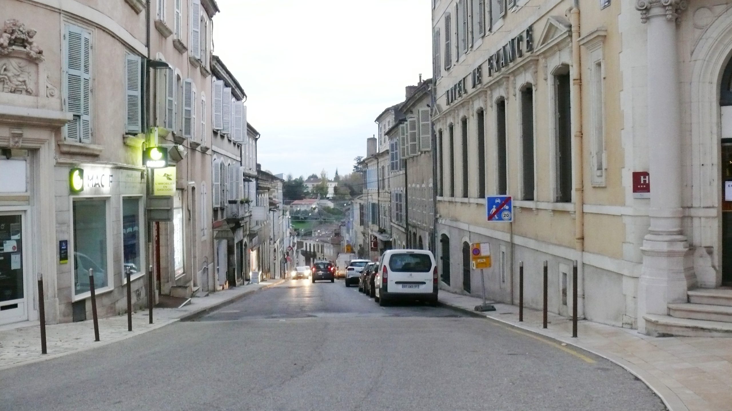 découvrez notre comparatif détaillé sur etigy, où nous analysons les fonctionnalités, les avantages et les inconvénients des différentes options pour vous aider à faire le meilleur choix.