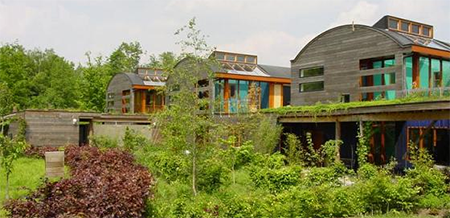 découvrez comment les panneaux solaires éco-habitat peuvent transformer votre maison en un espace durable et éco-responsable. profitez d'une énergie renouvelable tout en réduisant votre empreinte carbone et vos factures d'électricité.