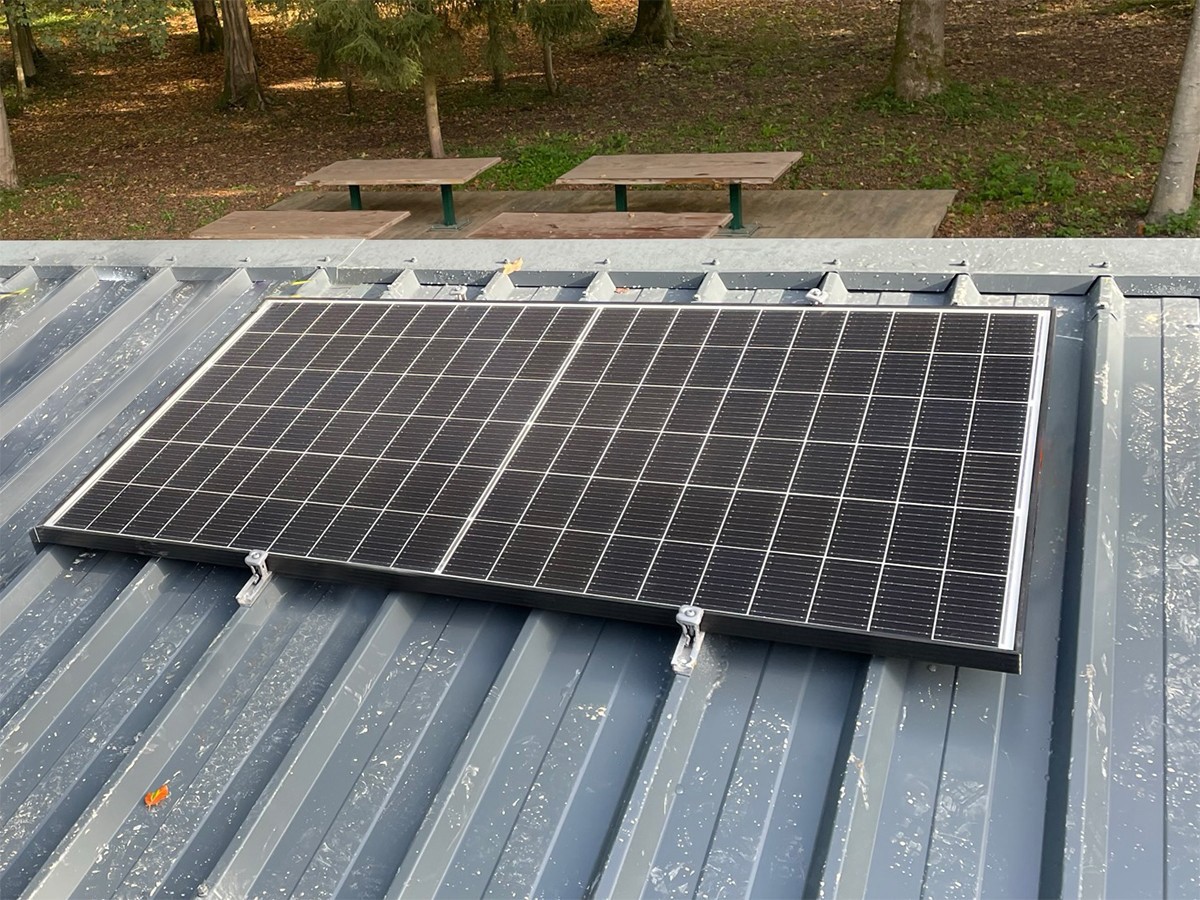 découvrez les avantages des panneaux solaires pour votre toit : production d'énergie renouvelable, économies sur vos factures d'électricité et valorisation de votre bien immobilier. optez pour une solution durable et écologique avec nos conseils d'installation et d'entretien.