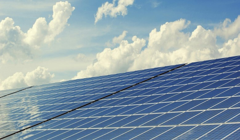 découvrez comment maximiser l'efficacité de vos installations photovoltaïques pour optimiser votre production d'énergie solaire. apprenez des conseils pratiques, des techniques innovantes et les meilleures pratiques pour tirer le meilleur parti de votre système, tout en réduisant votre empreinte carbone.