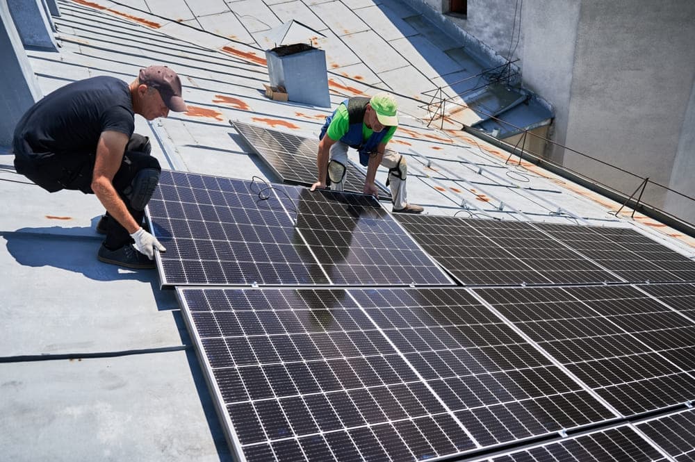 découvrez comment bénéficier de l’aide pour l'installation de panneaux solaires en 2025. optimisez votre consommation d'énergie et profitez des subventions disponibles pour rendre votre projet solaire accessible et économique.