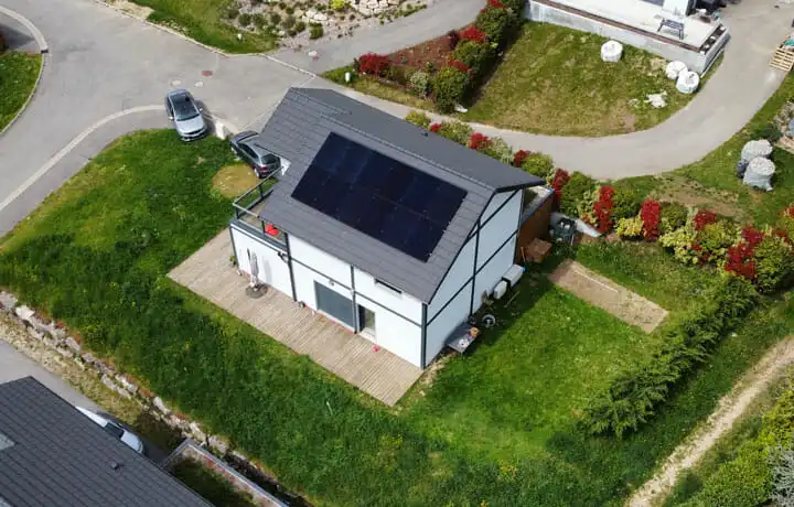 découvrez notre guide complet pour l'installation de vos panneaux photovoltaïques. apprenez les étapes essentielles, les astuces pratiques et les conseils d'experts pour maximiser l'efficacité de votre système et réduire vos factures d'énergie.