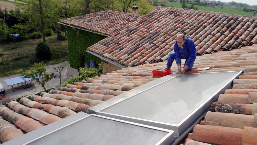 découvrez notre forum dédié aux panneaux photovoltaïques ! échangez avec des experts et des passionnés, posez vos questions, partagez vos expériences sur l'énergie solaire et trouvez des conseils pour optimiser votre installation de panneaux solaires.