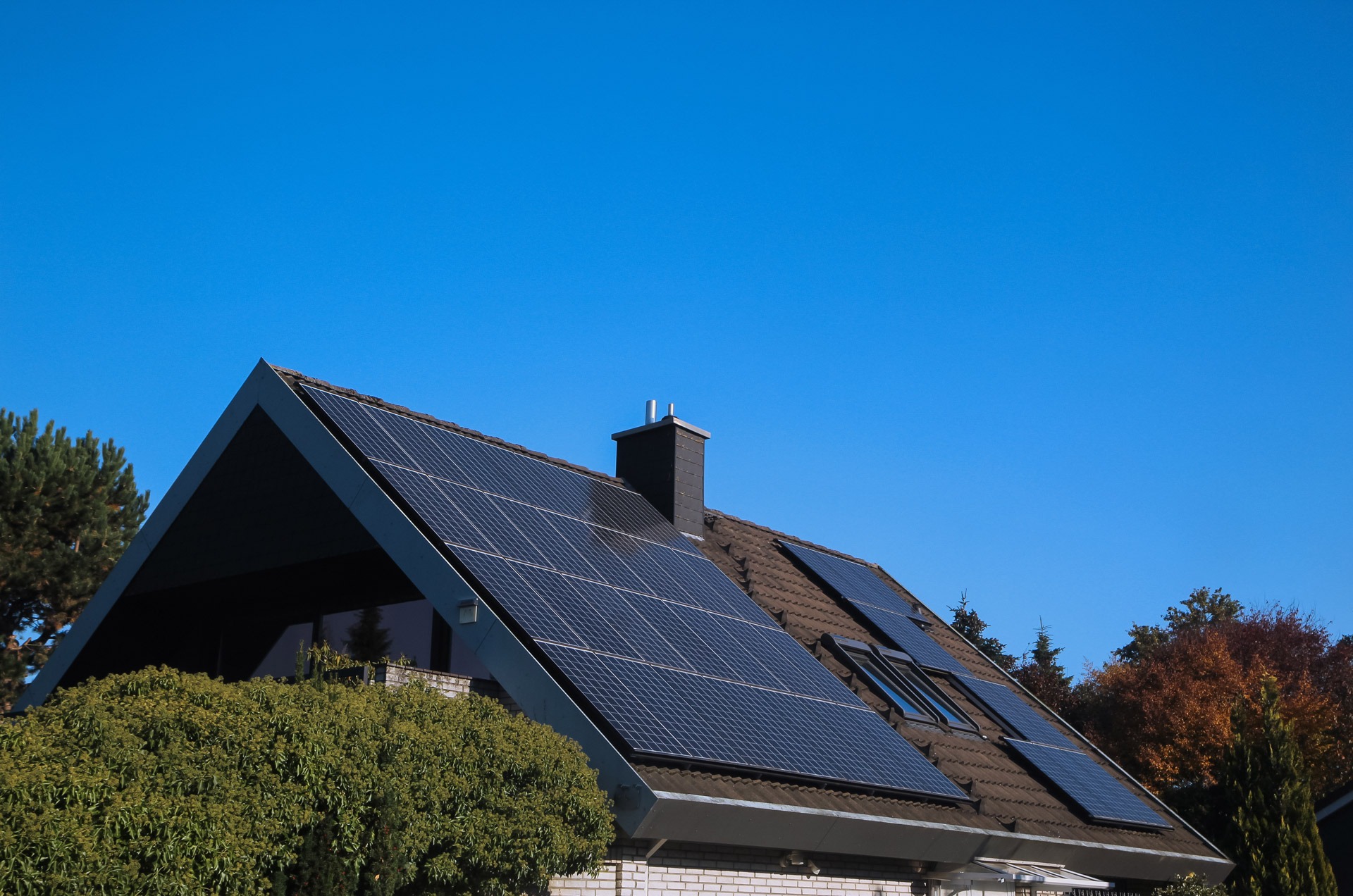 découvrez notre guide complet pour les débutants en photovoltaïque. apprenez les principes de base, les avantages de l'énergie solaire, et les étapes clés pour installer votre propre système solaire. démarrez votre transition énergétique en toute simplicité!